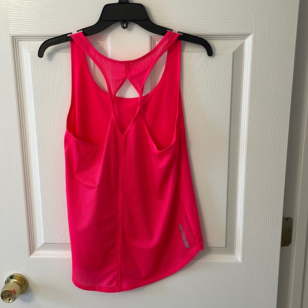 Under armor loosefitting tank top
